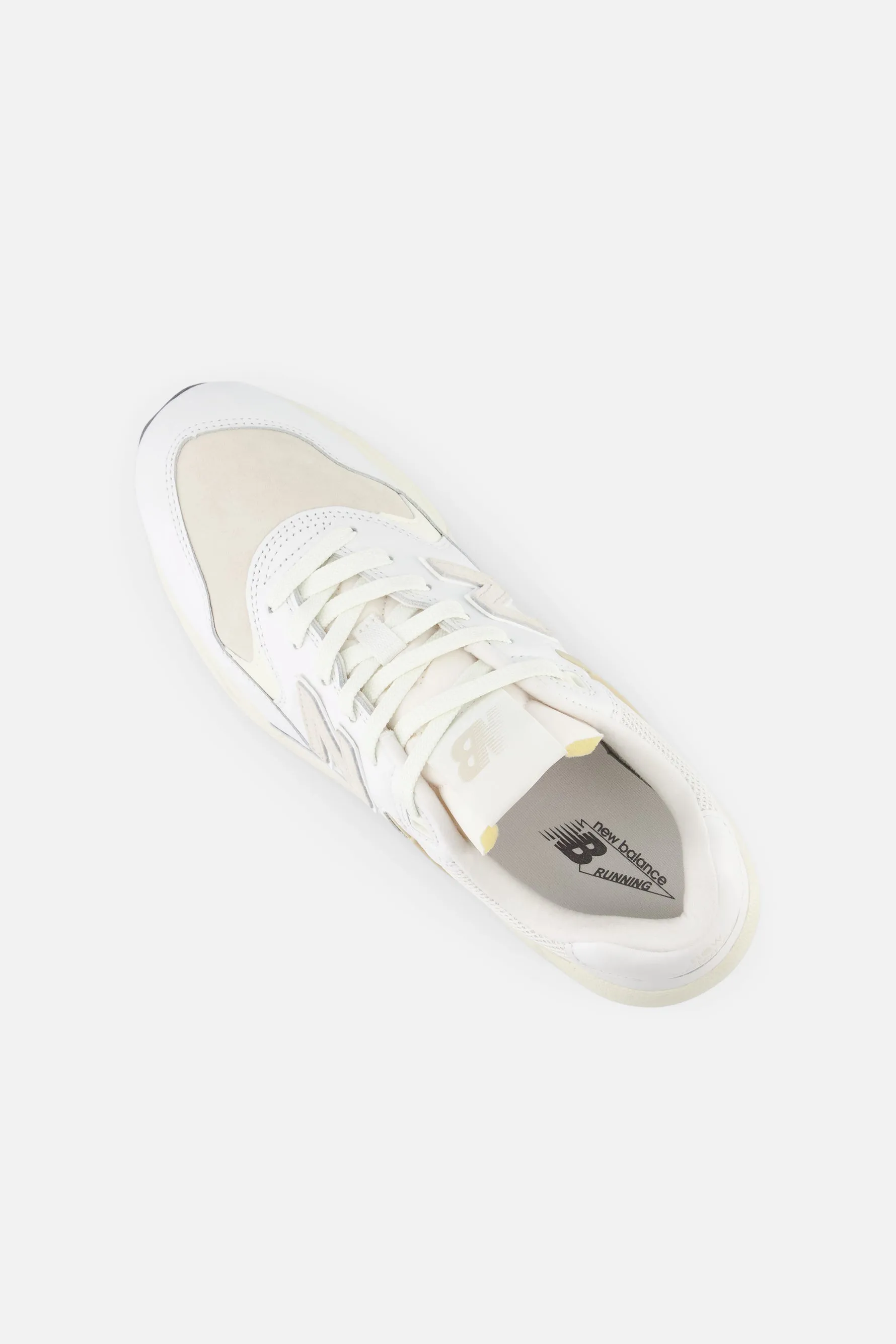 580 - White/timberwolf