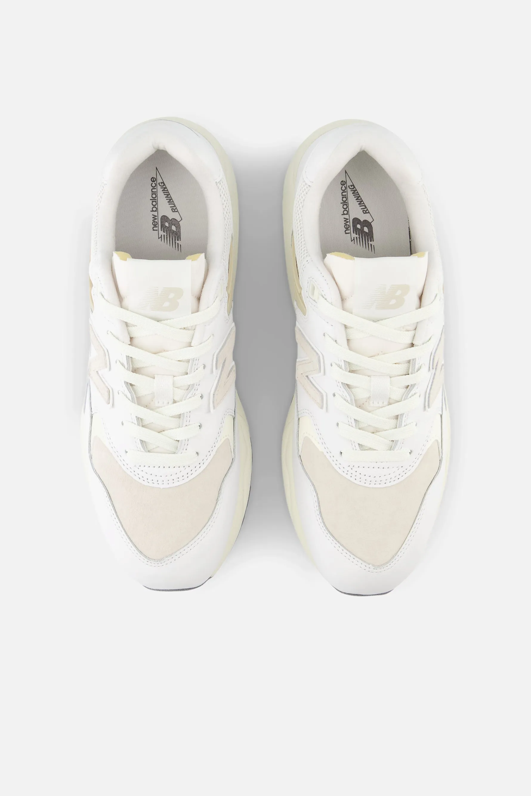 580 - White/timberwolf