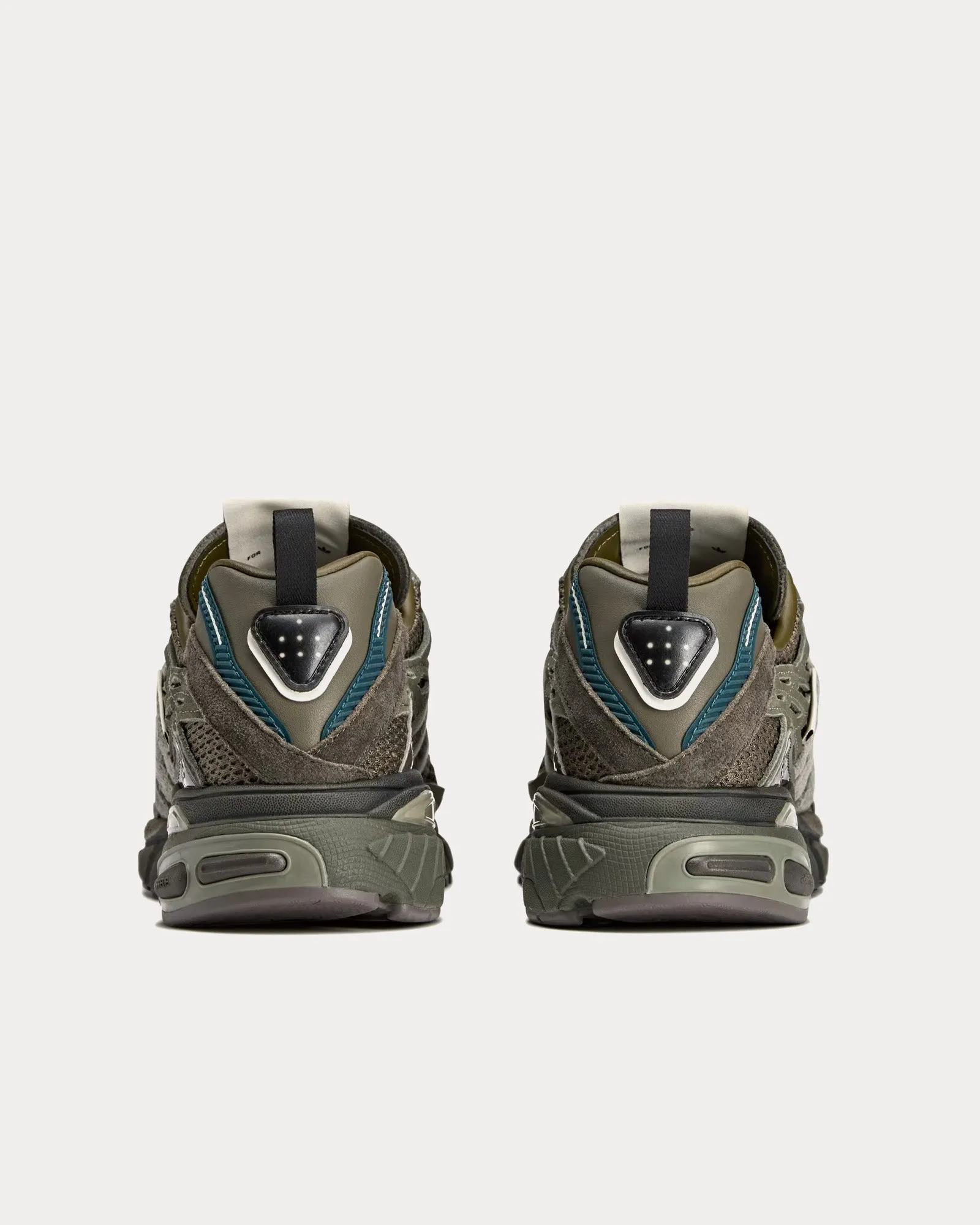 Adistar Cushion_SFTM_SS25 Branch / Shadow Green / Night Cargo Low Top Sneakers