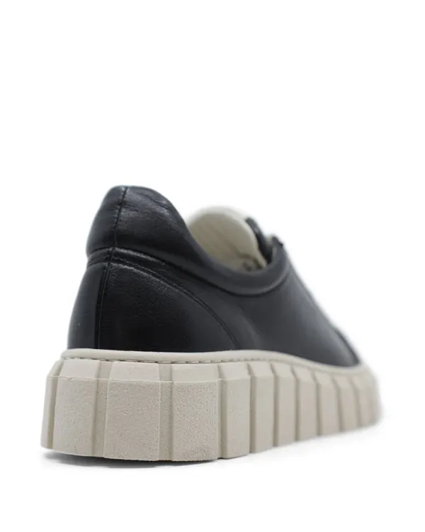 BUENO SATINE CASUAL SHOE