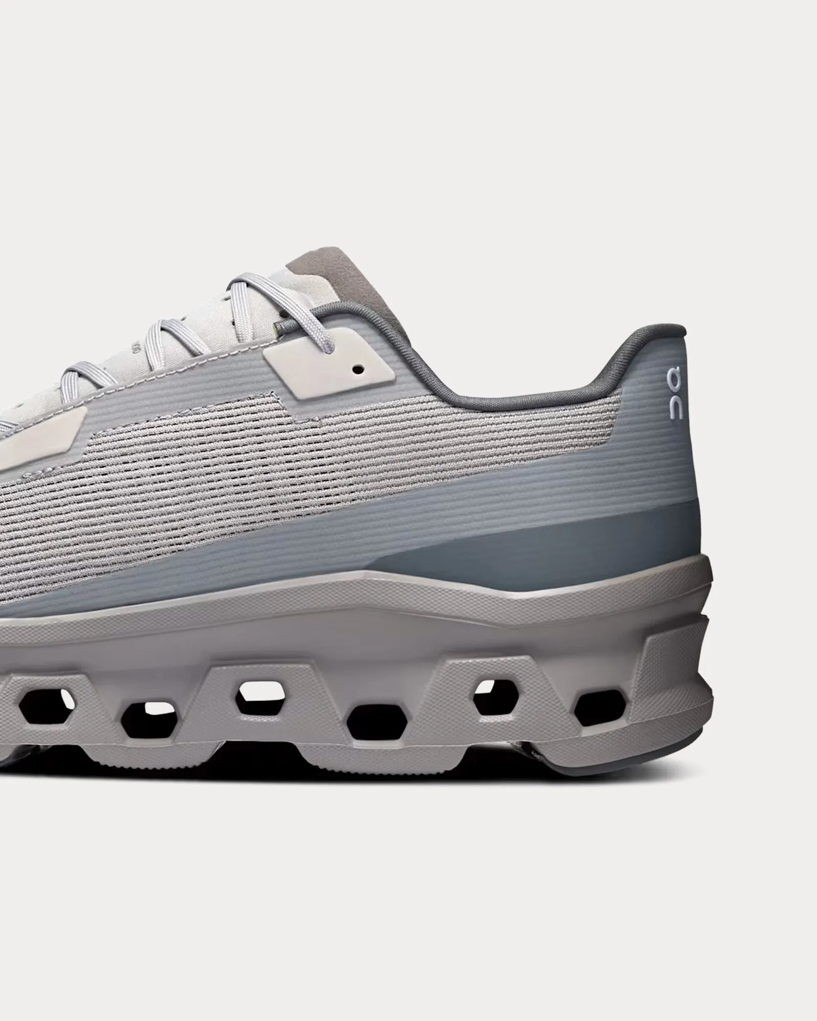 Cloudmonster Void Alloy / Glacier Running Shoes