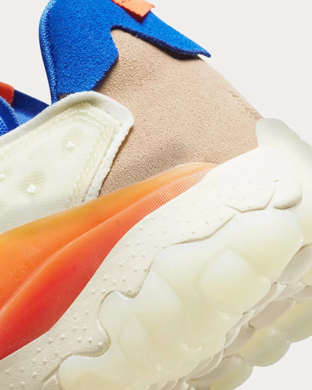 Delta 2 Coconut Milk / Hemp / Orange / Hyper Royal Low Top Sneakers