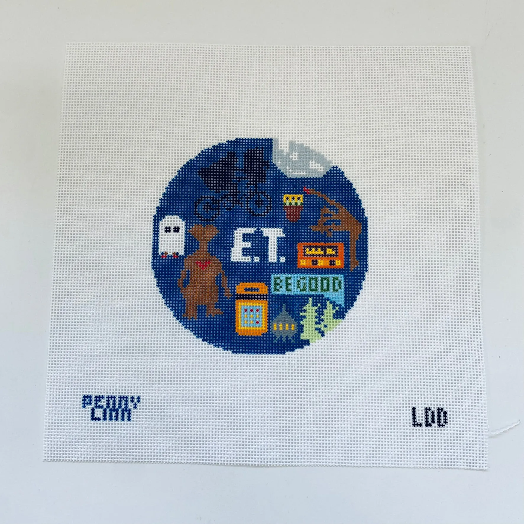 E.T. Round Canvas