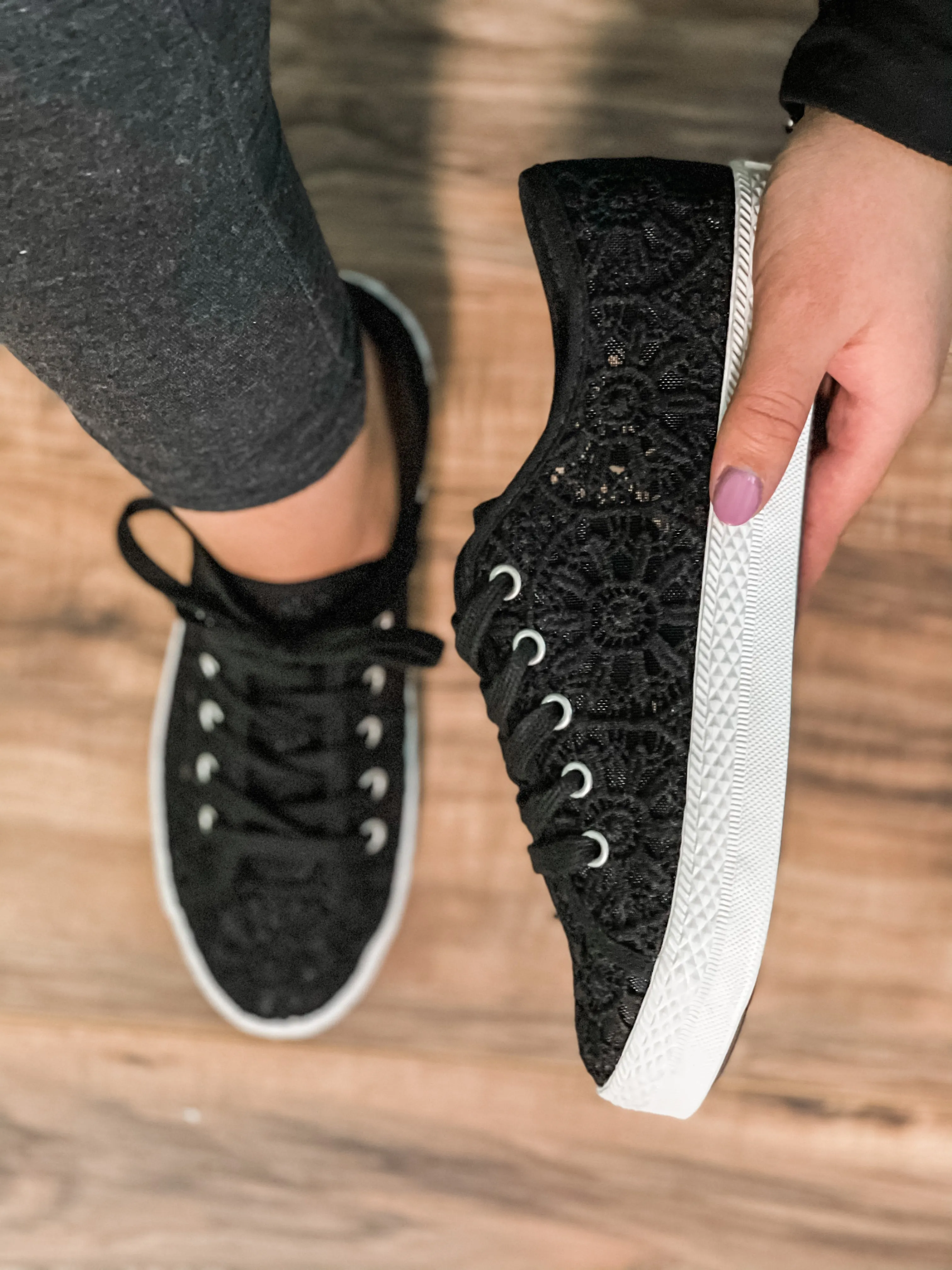 Flirty Sneakers (Black)