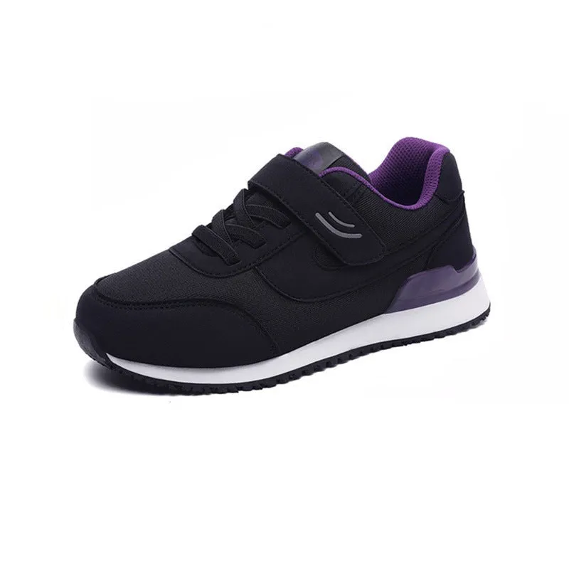 Nanccy Casual Lightweight Anti Slip Walking Shoes