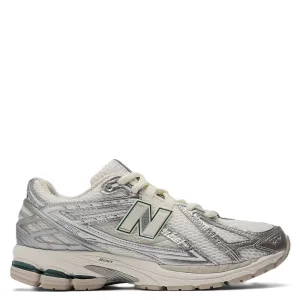New Balance Women's 1906R in Silver Metalic with Sea Salt and New Spruce