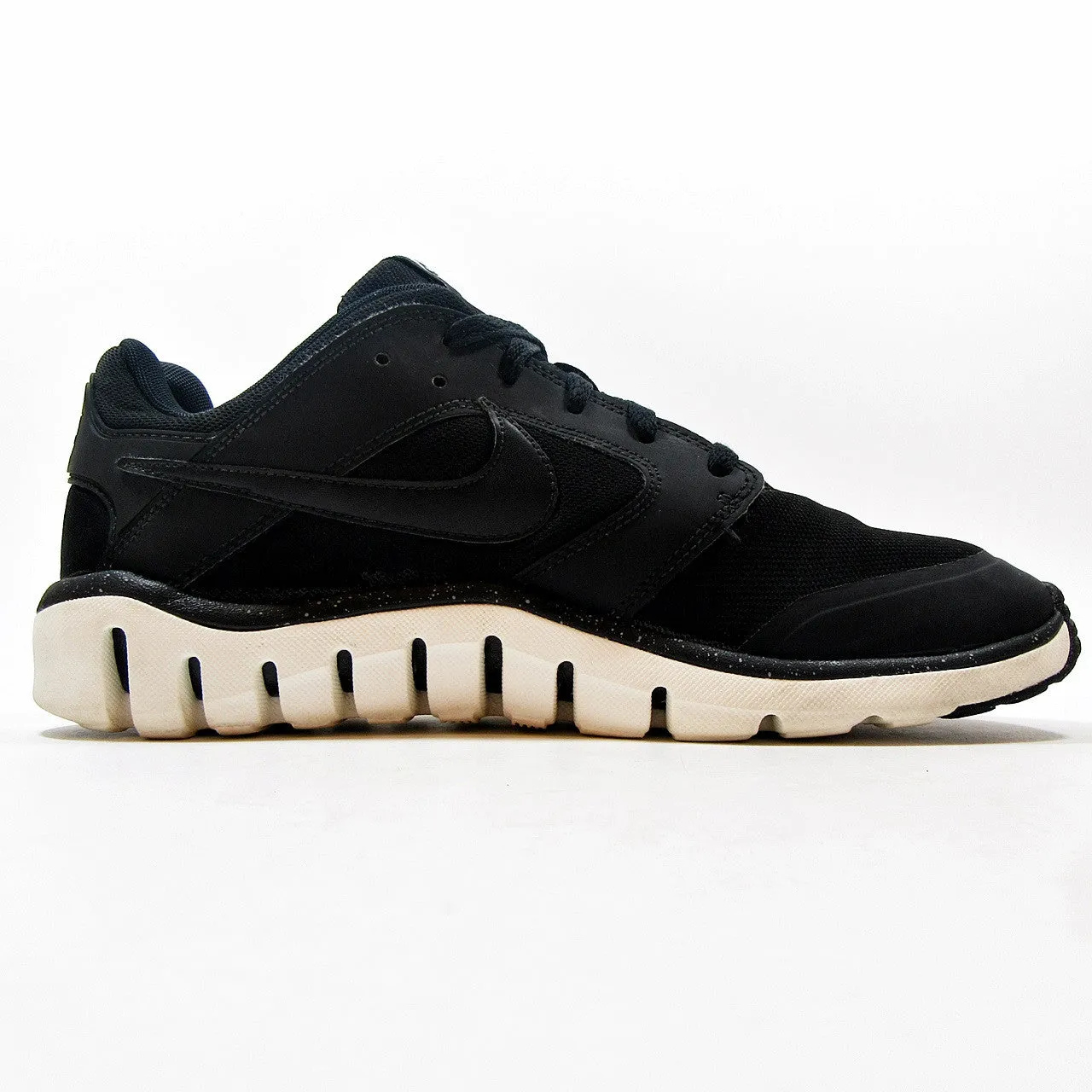 NIKE - Dual Rice System