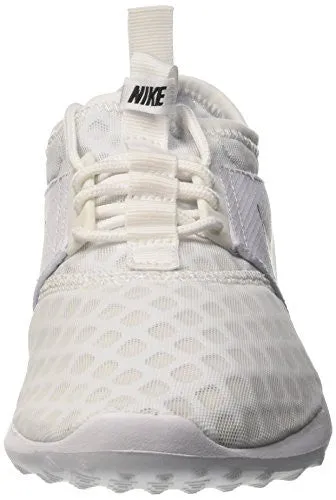Nike Women's Juvenate White/Black Running Shoe 8 Women US