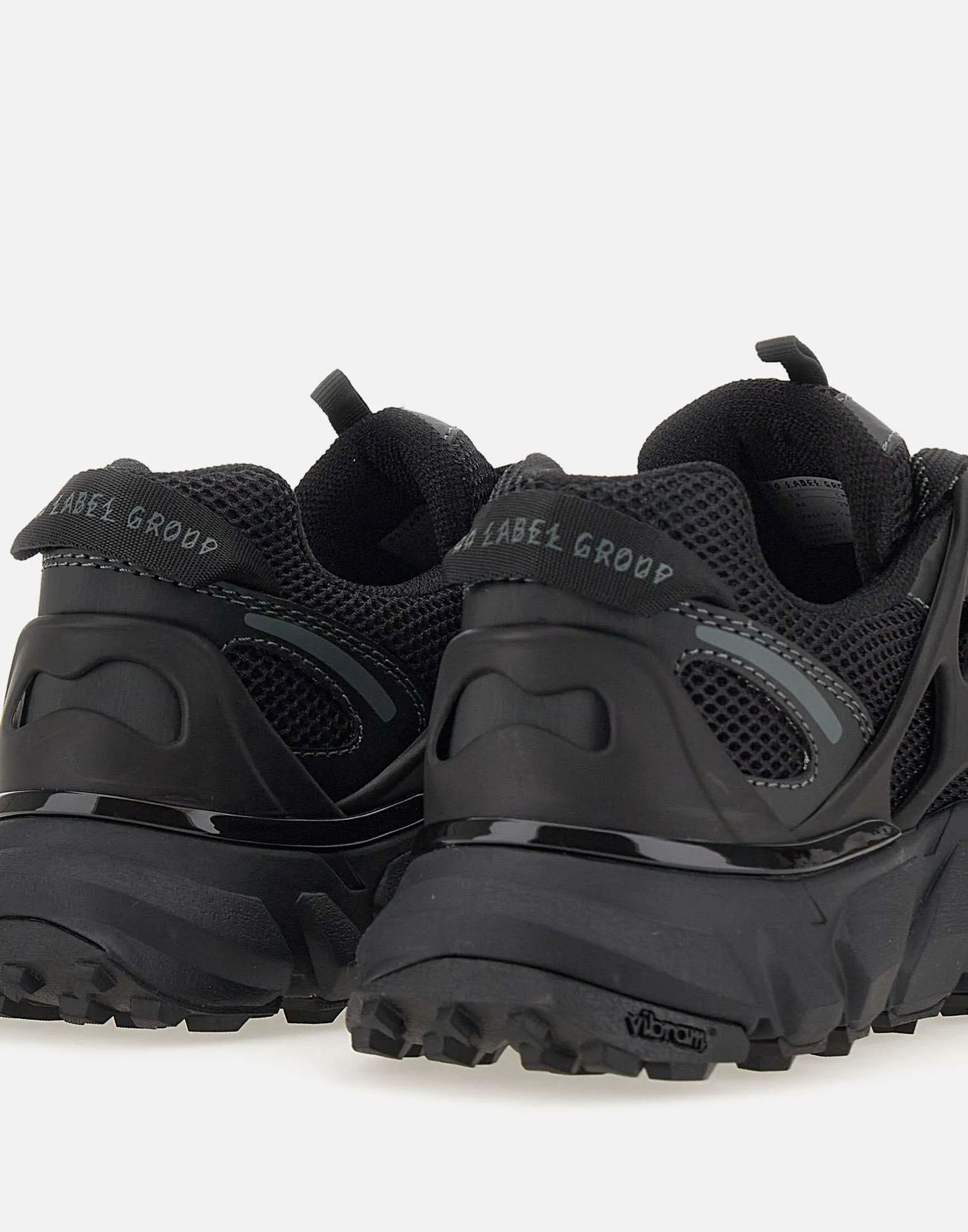 Symbiont Men's Black Sneakers