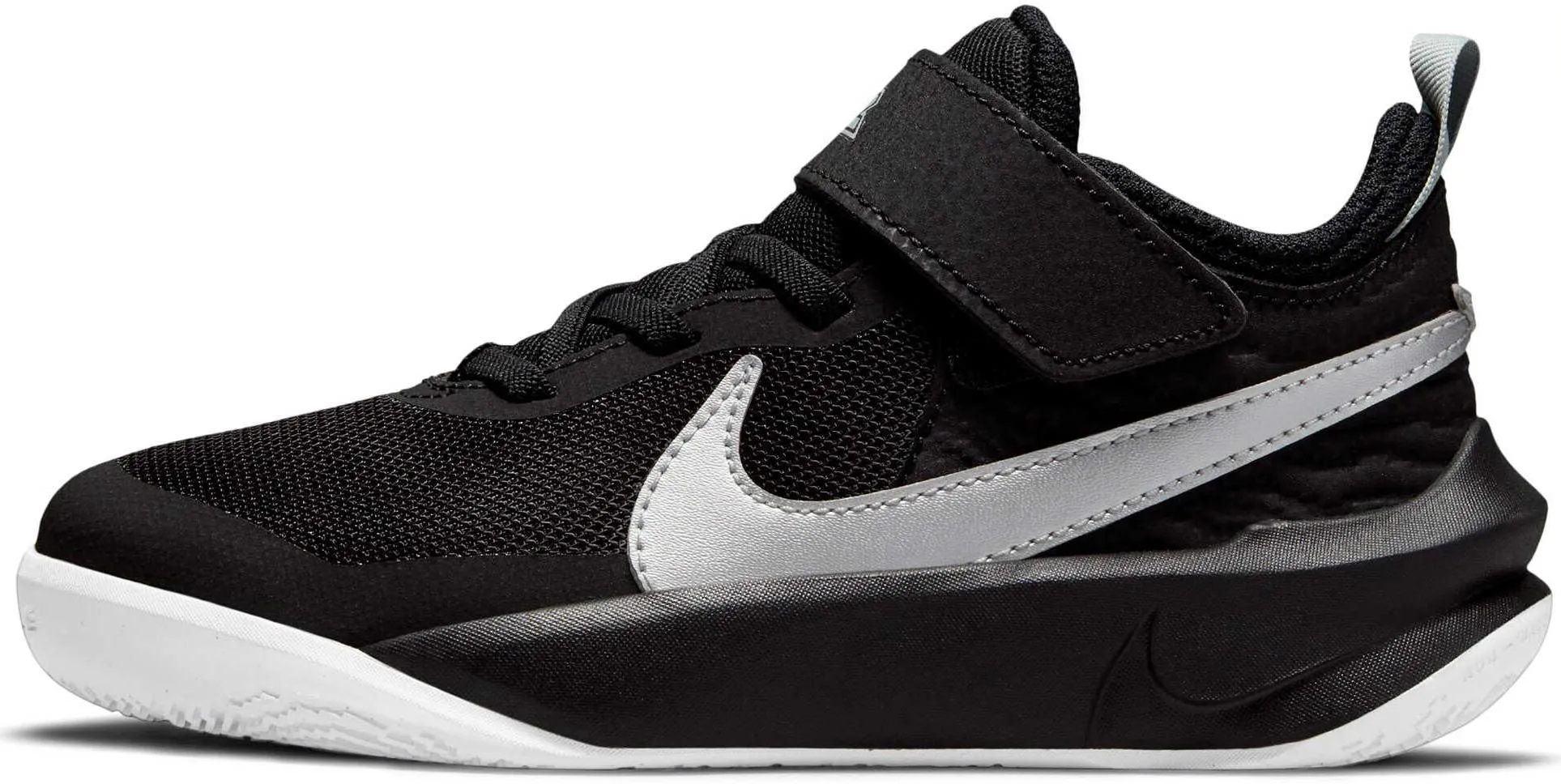 Team Hustle D 10 Junior's Basketball Shoe