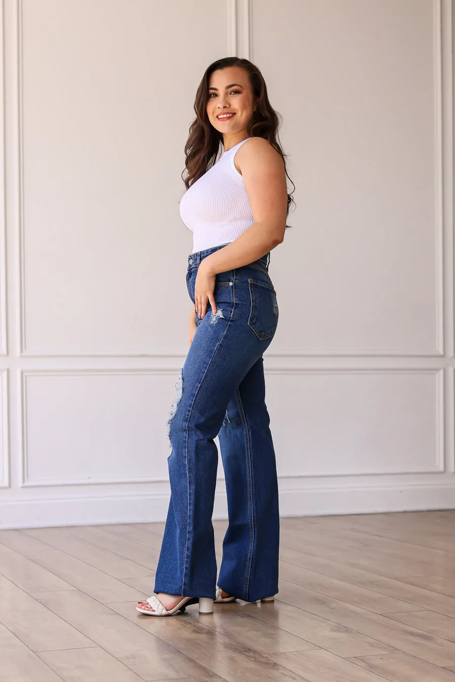 The Chloe Midrise Medium Wash Straight Leg Jean