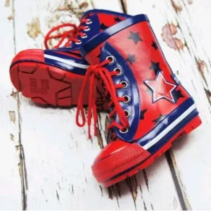 Wellington Boots, Boy Star
